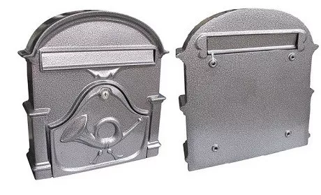 POSTALÁDA ÖNTÖTT EZÜST  KÜRTÖS    V-330 33*30CM