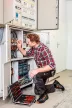 MUNKARUHA FLANEL ING PIROS-FEKETE-FEHÉR  NEO TOOLS